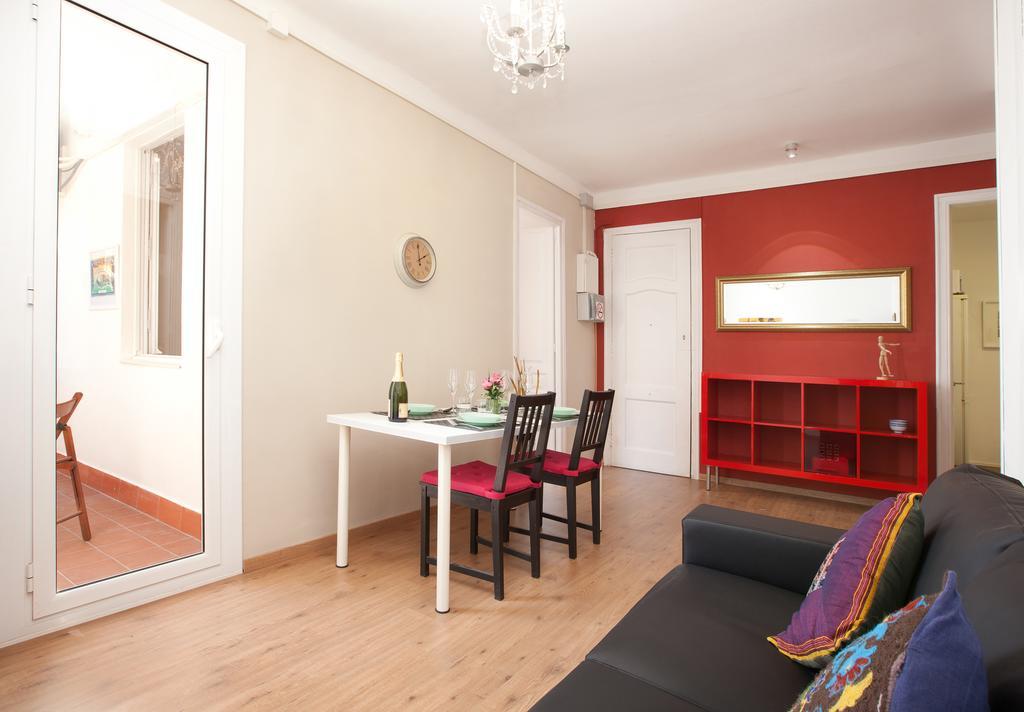 Centric Apartment El Molino Theater P1 Barcelona Pokoj fotografie